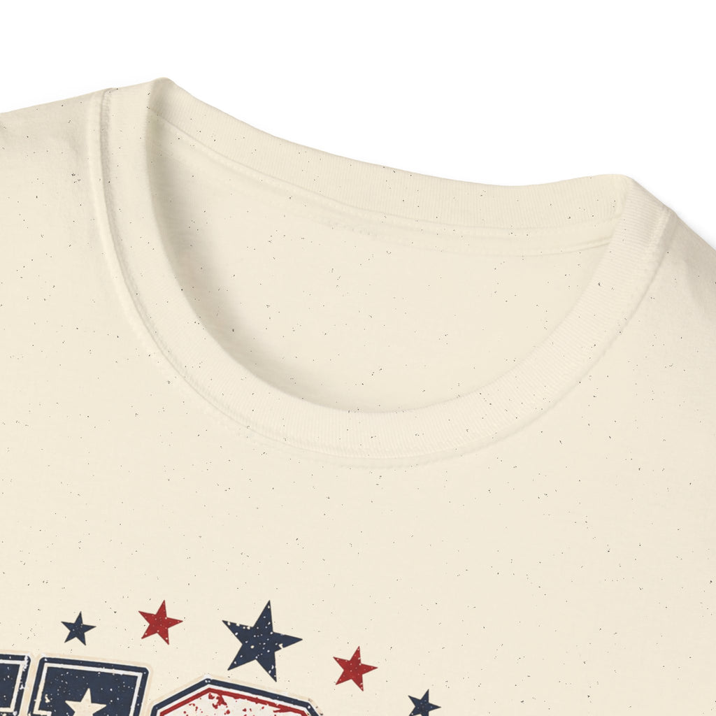 Vintage USA 250 Years of Freedom Graphic Tee - 2026 4th of July Semiquincentennial Patriotic Land of the Free T-Shirt